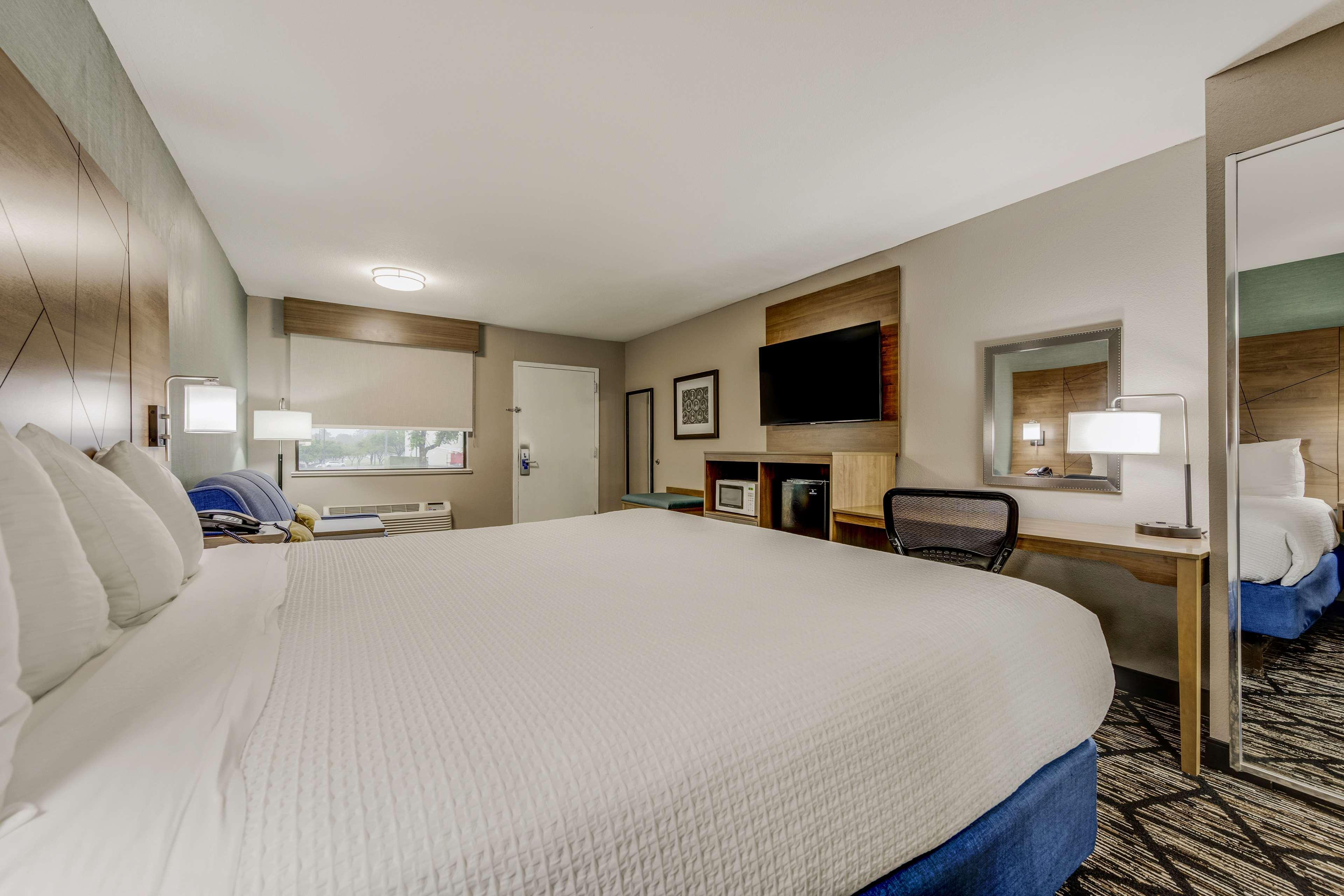 Best Western Huntsville Exterior photo