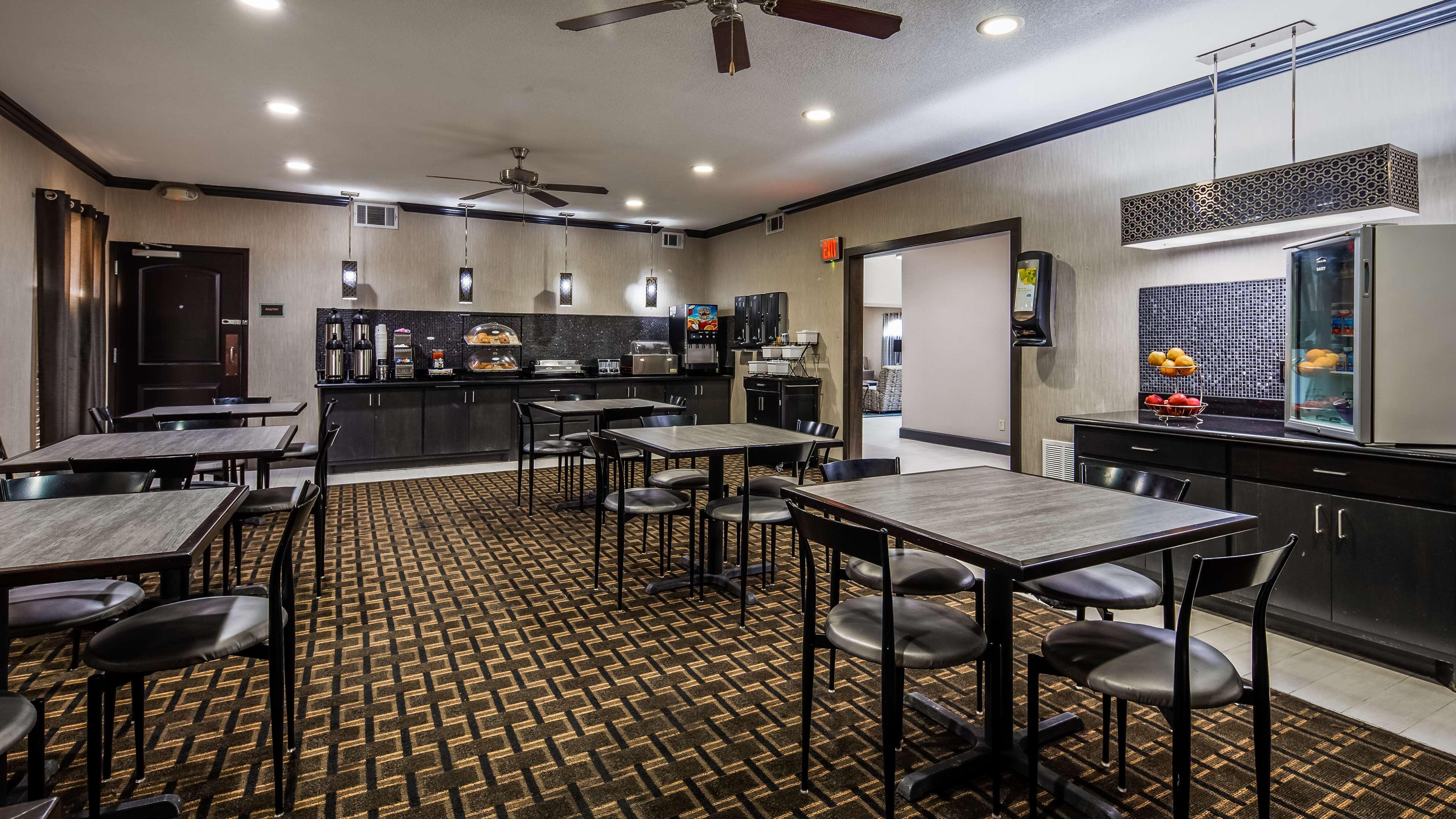 Best Western Huntsville Exterior photo