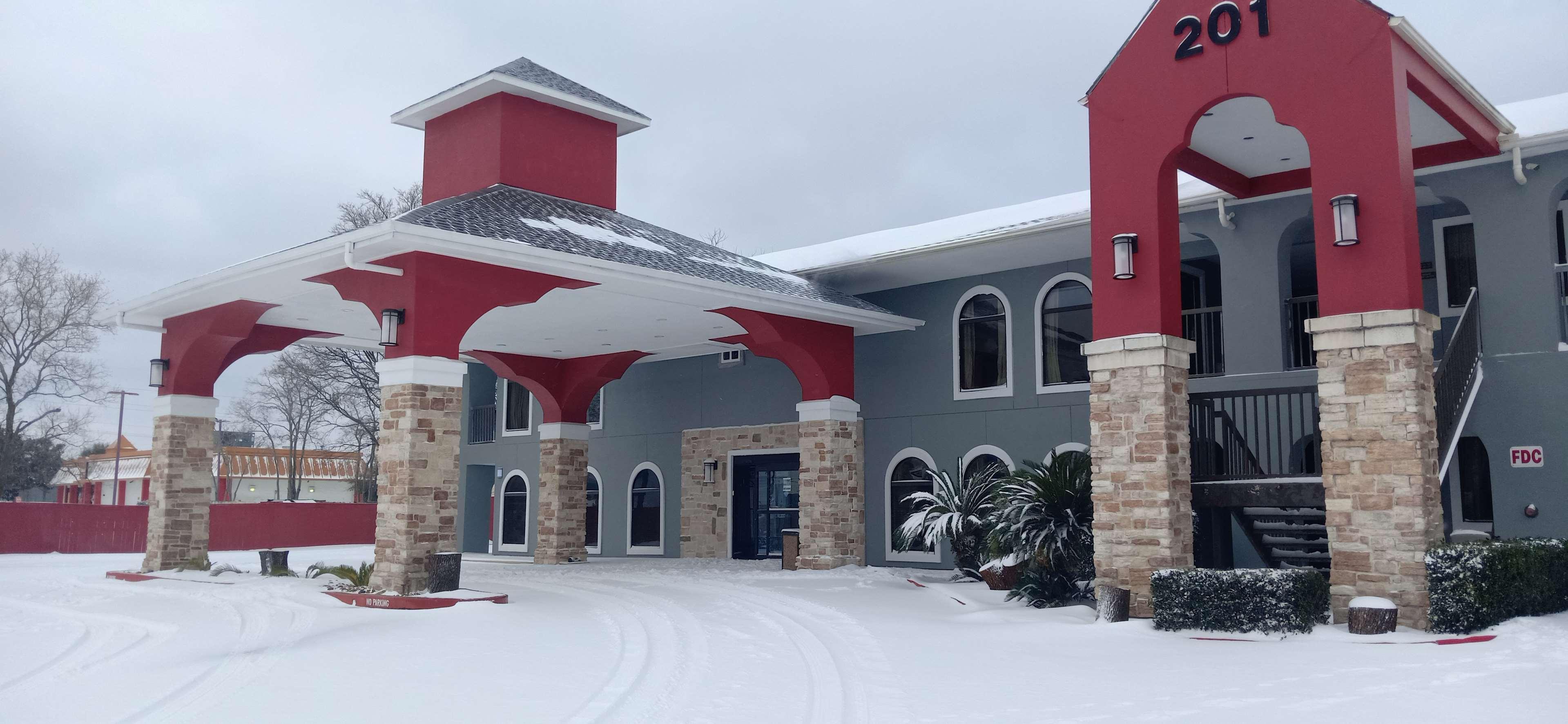 Best Western Huntsville Exterior photo