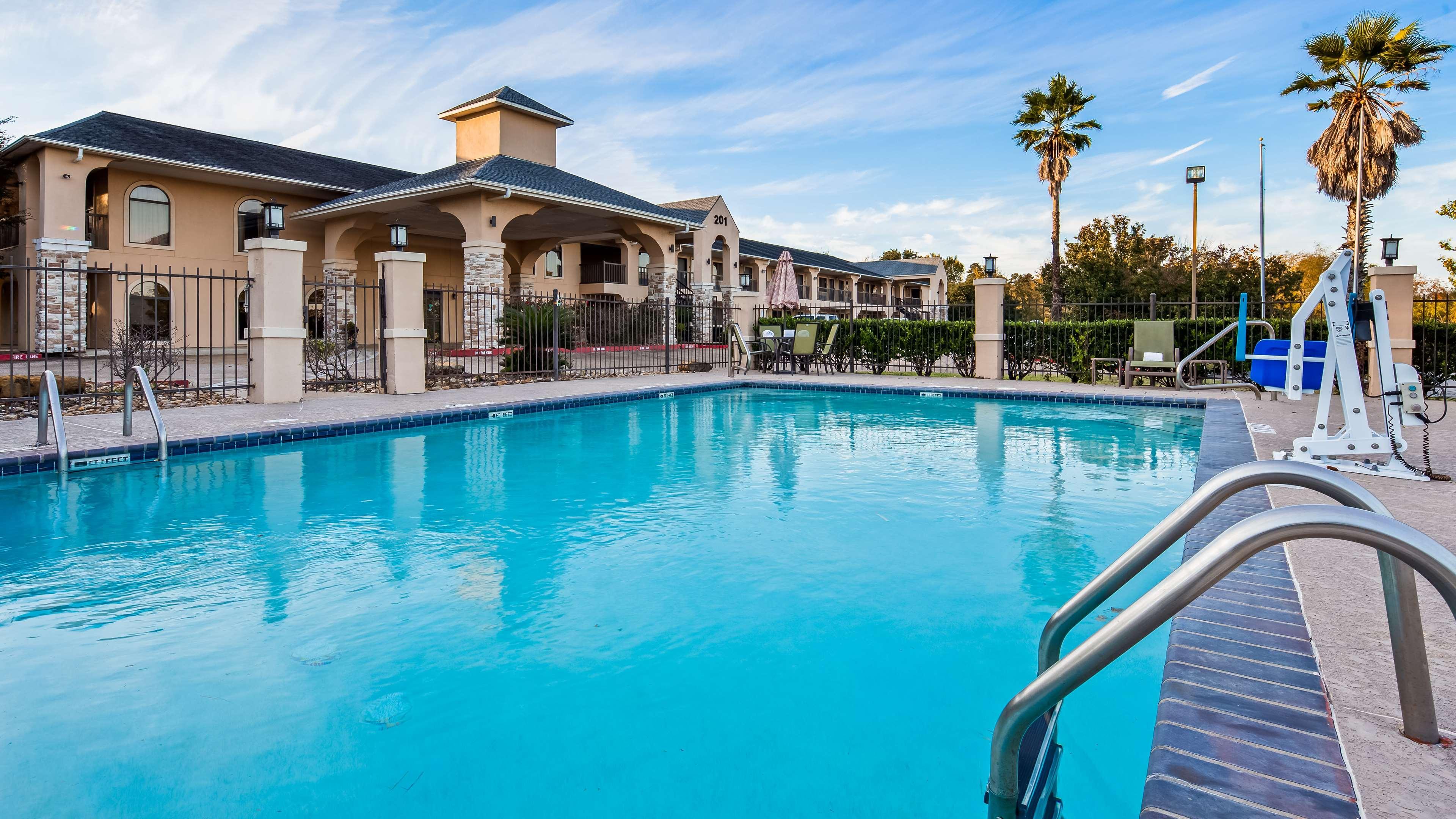 Best Western Huntsville Exterior photo